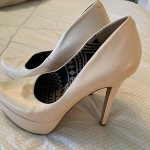 Jessica Simpson Pumps